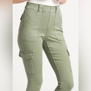 Evereve Spanx Stretch Twill Ankle Cargo Pant